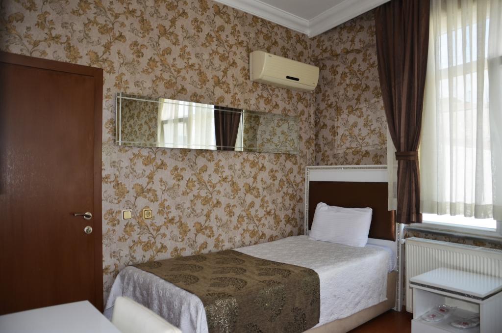 Özgür Otel İzmit — 8