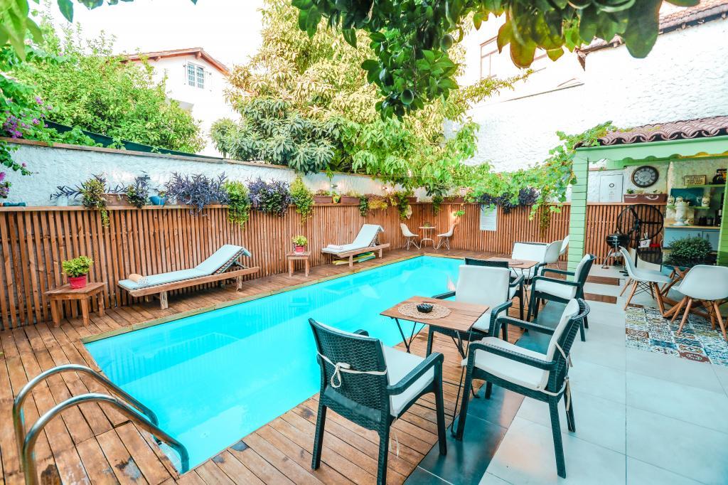 The Suite Apart Hotel