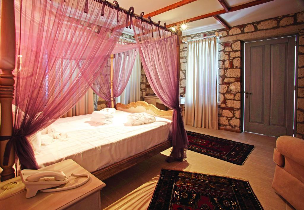 İğdeli Han Alaçatı — 5