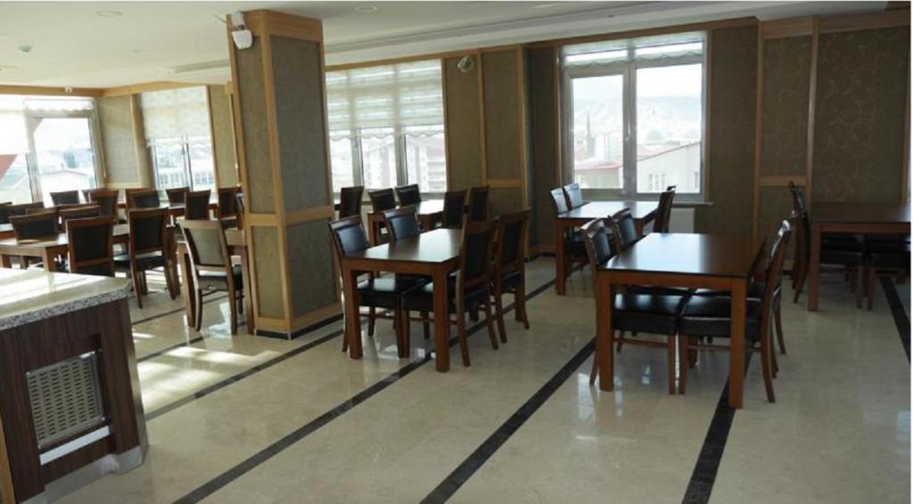 Taşar Royal Hotel — 7