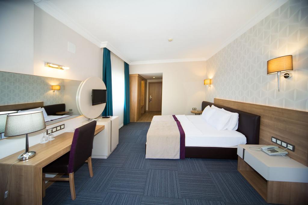 Spilos Hotel — 5