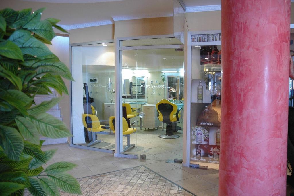 Club Rose Bay Hotel — 3