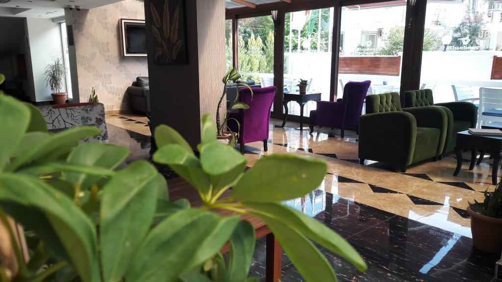 Blueberry Boutique Hotel — 8