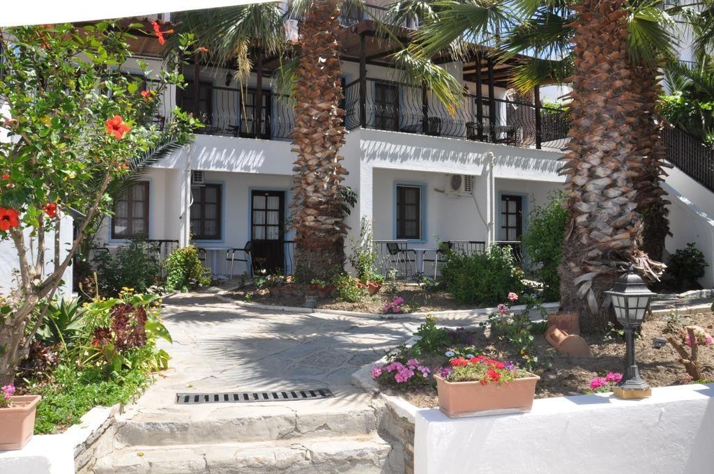 Gloriatibi Jarra Hotel — 7