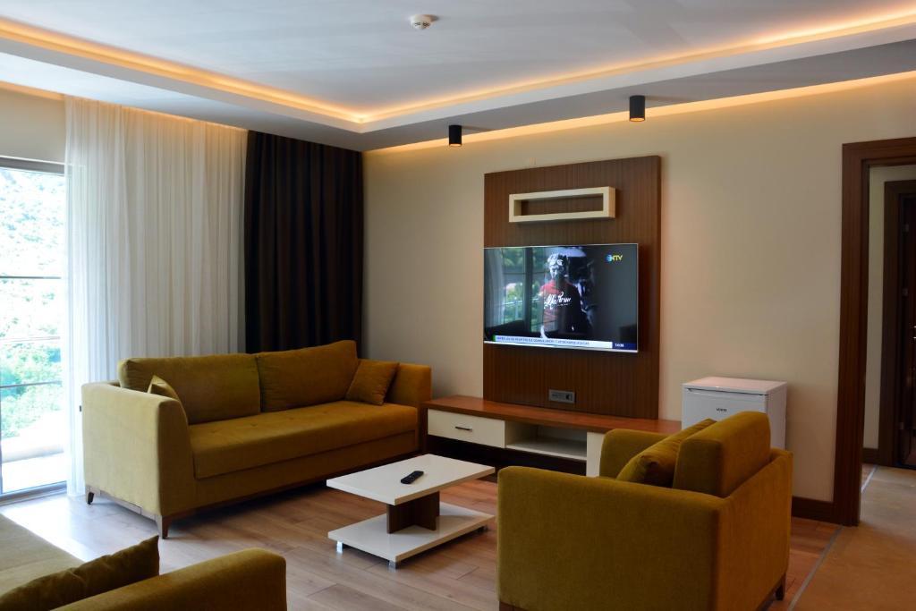 Voice Hotel — 7