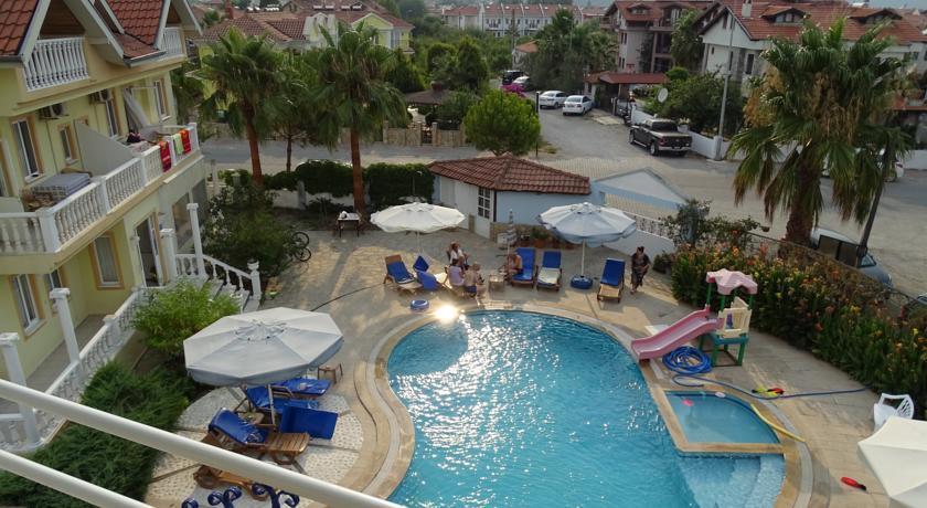 Mavi Köşk Apart Hotel — 8