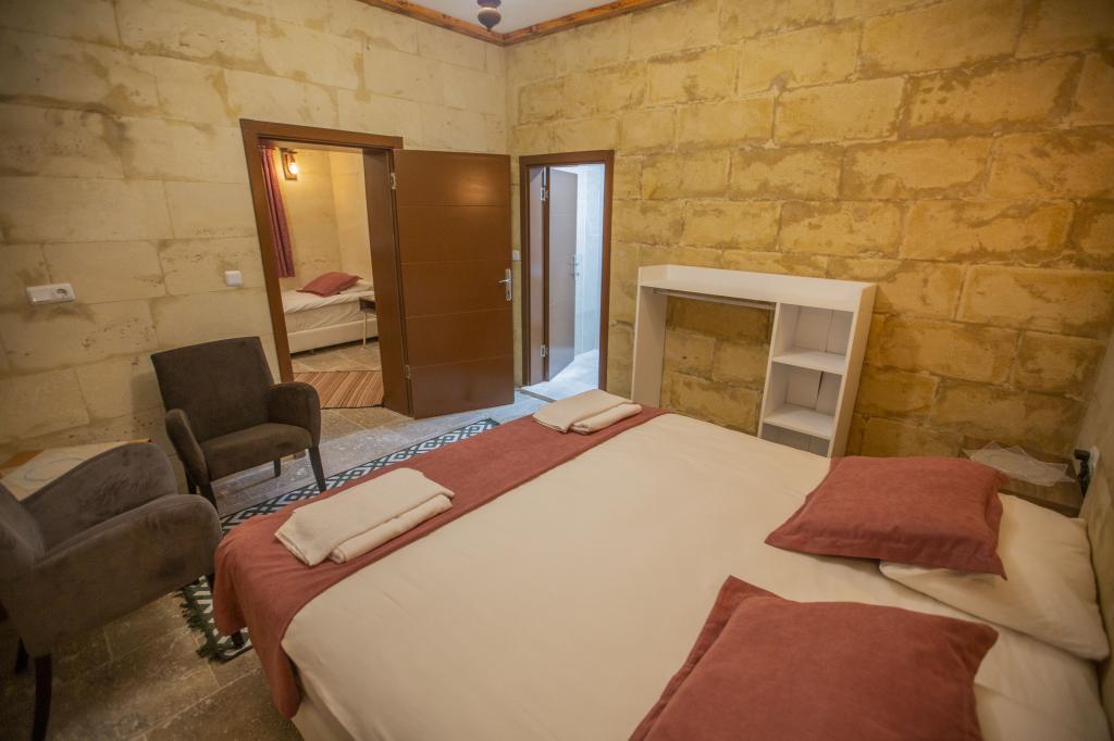 Capiedra Hotel — 7