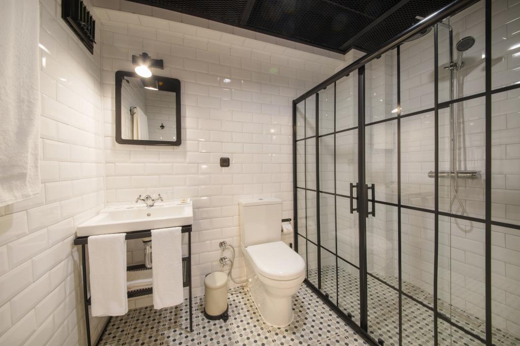 Garp Hotel — 8