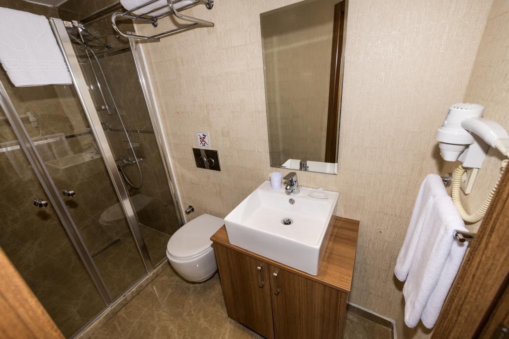 B Guest House — 10