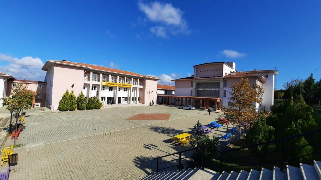 Selimpaşa Borsa İstanbul Mesleki ve Teknik Anadolu Lisesi Oteli — 2