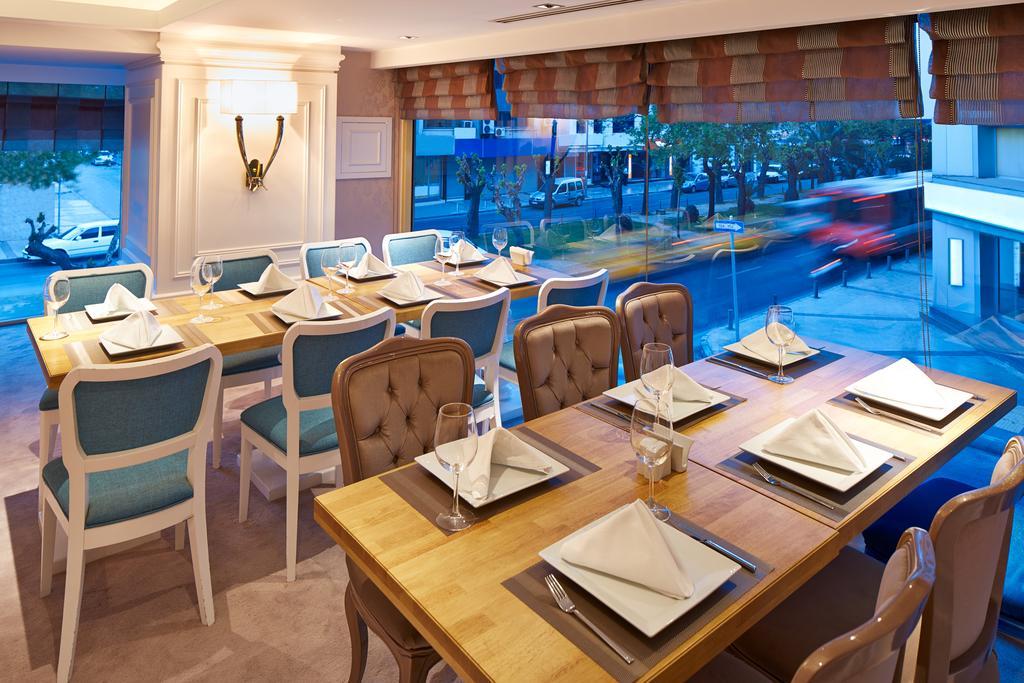 Double Tree By Hilton İzmir Alsancak — 7