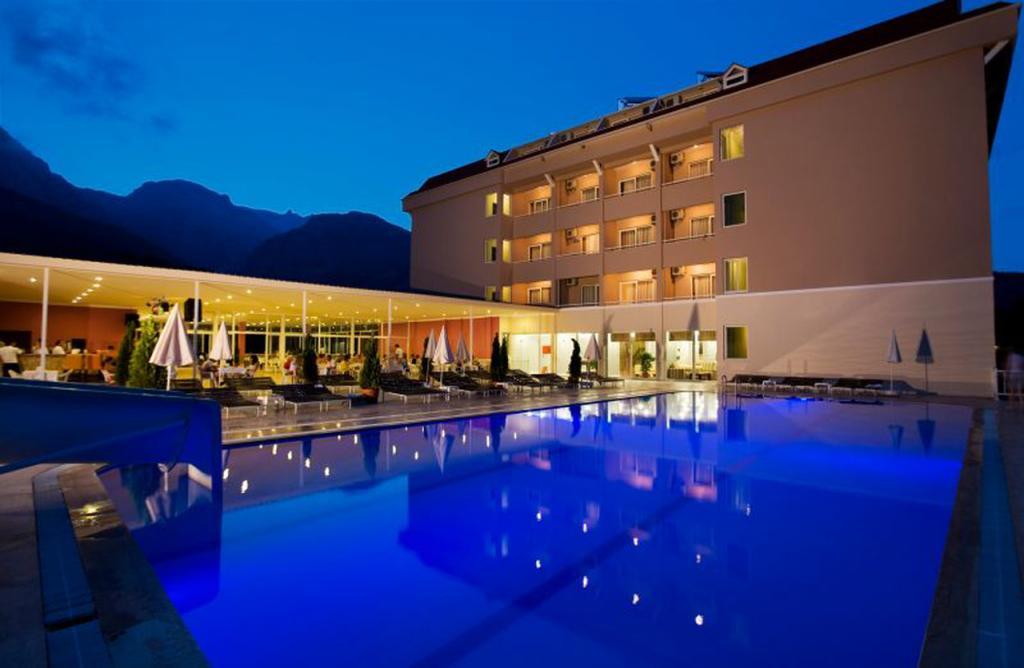 Castle Park Hotel Beldibi — 3