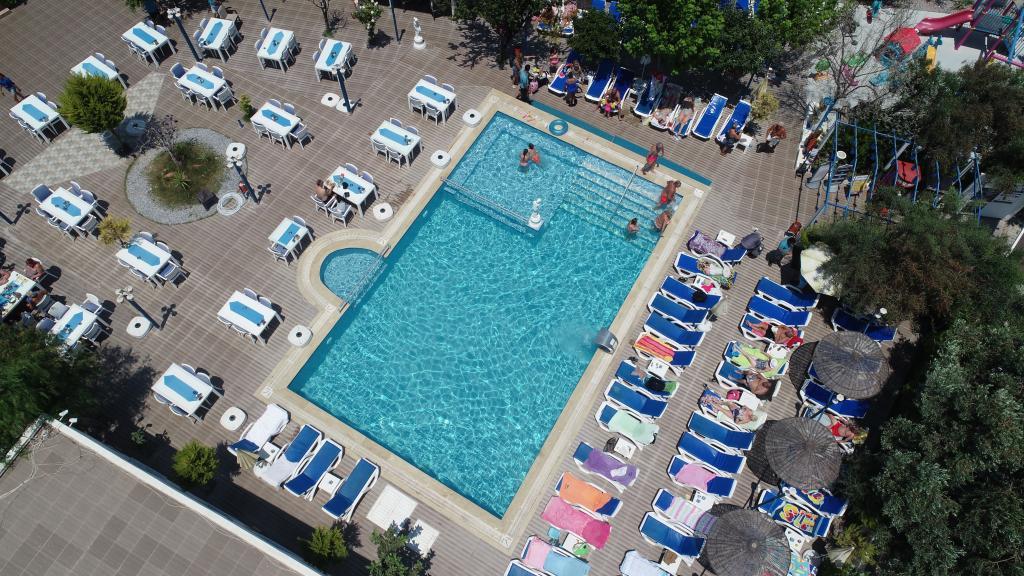 Mavi Pansiyon & Restaurant — 4
