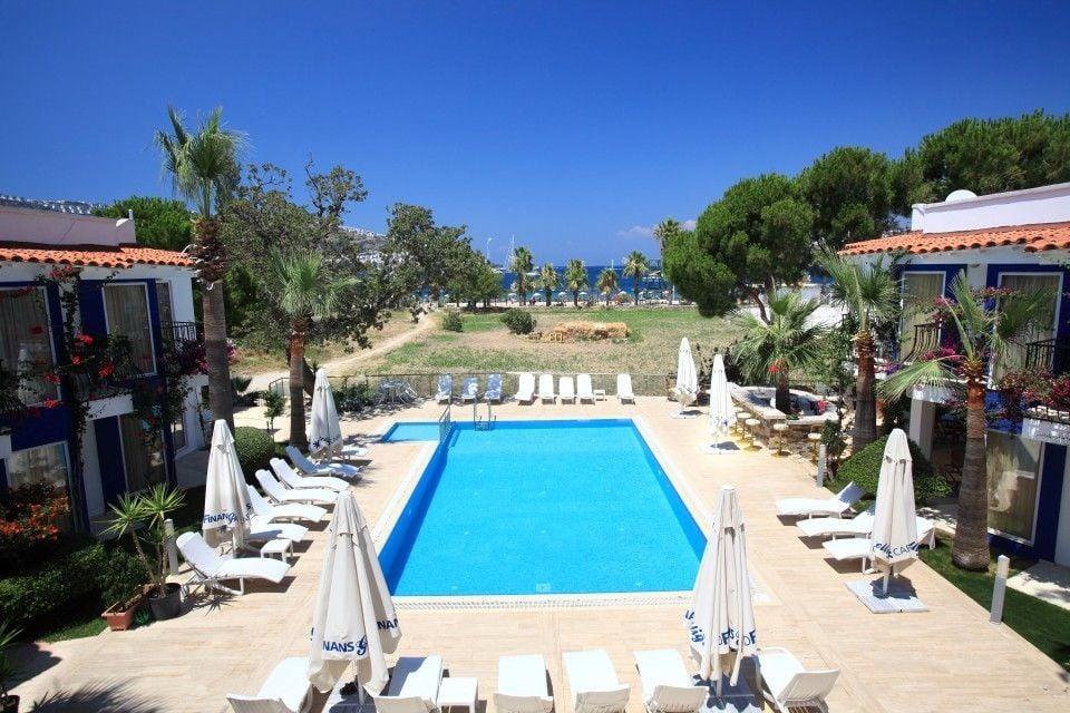 Catamaran Hotel Bodrum — 4