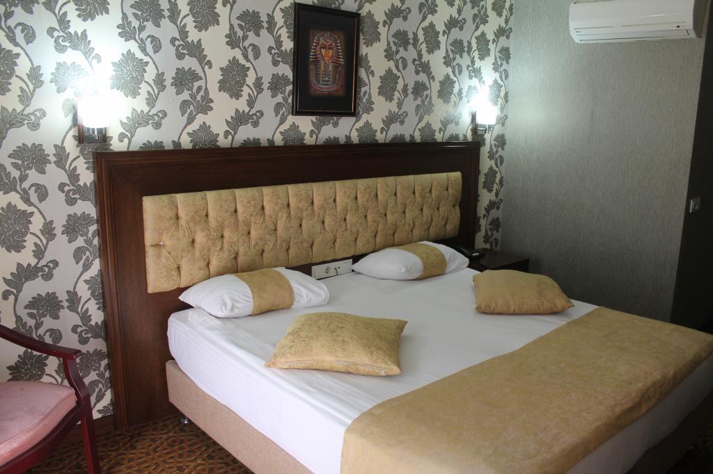 Rest Hotel — 9