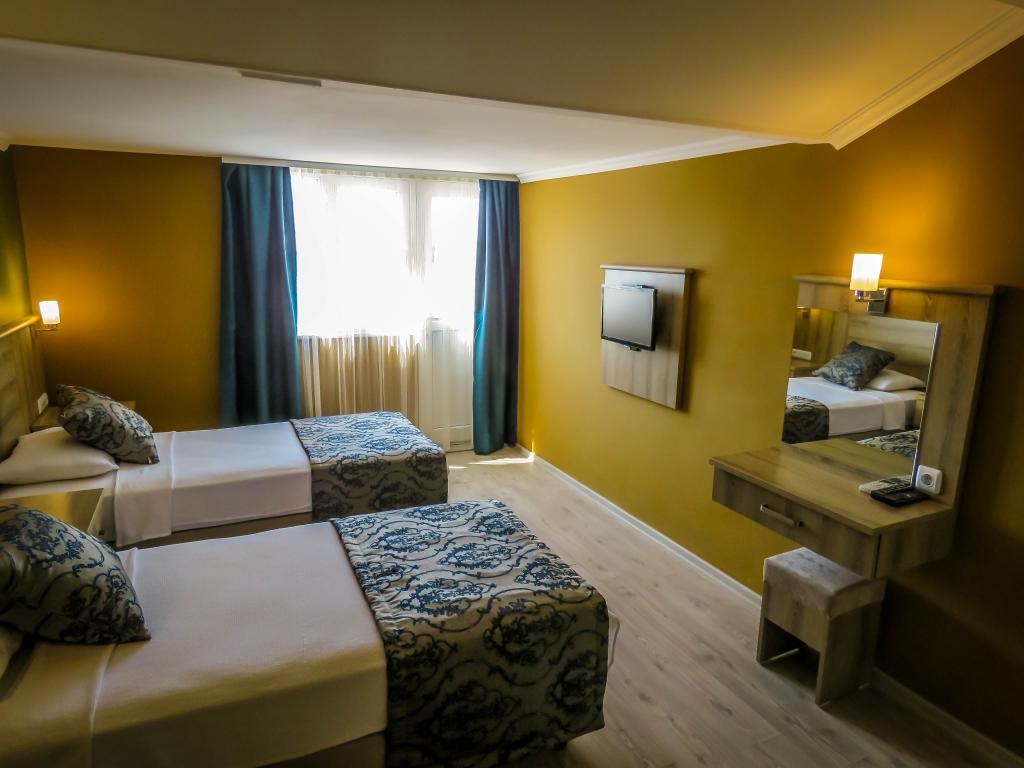 Remer Hotel — 2