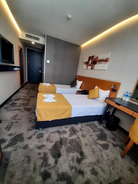 Sapko Airport Hotel — 10