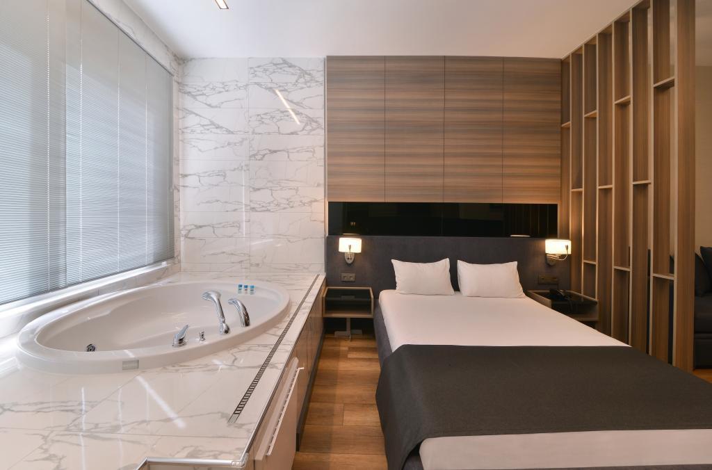 Nish İstanbul Suites & Hotel — 6