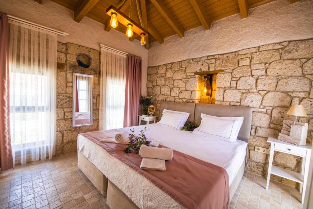 Alaçatı Çona Butik Otel — 6