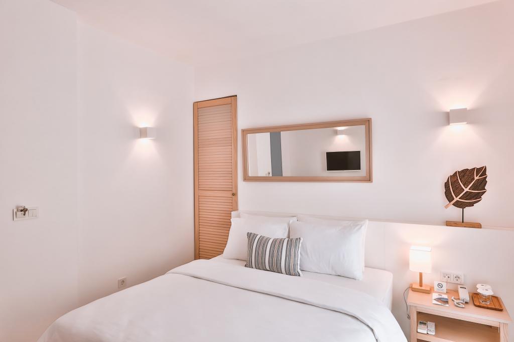 Dias Hotel — 8