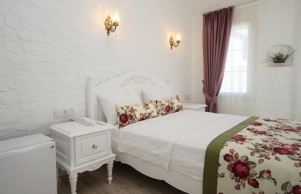 Alya Mou Butik Otel — 8