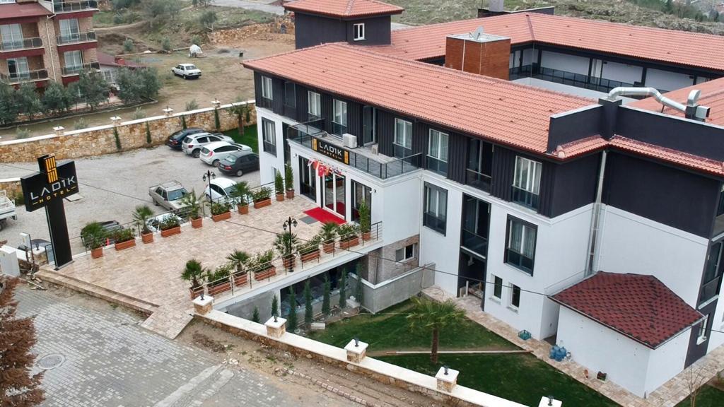 Ladik Hotel & Thermal — 1