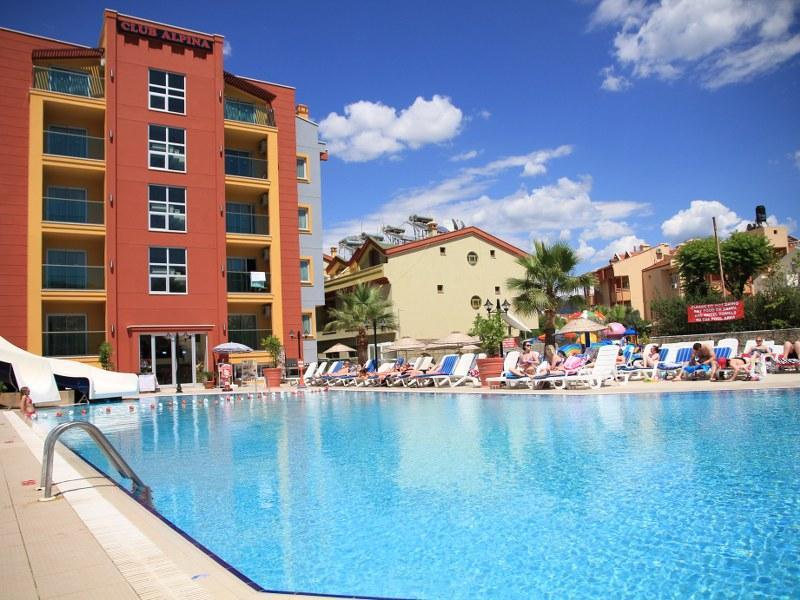 Club Alpina Hotel — 3