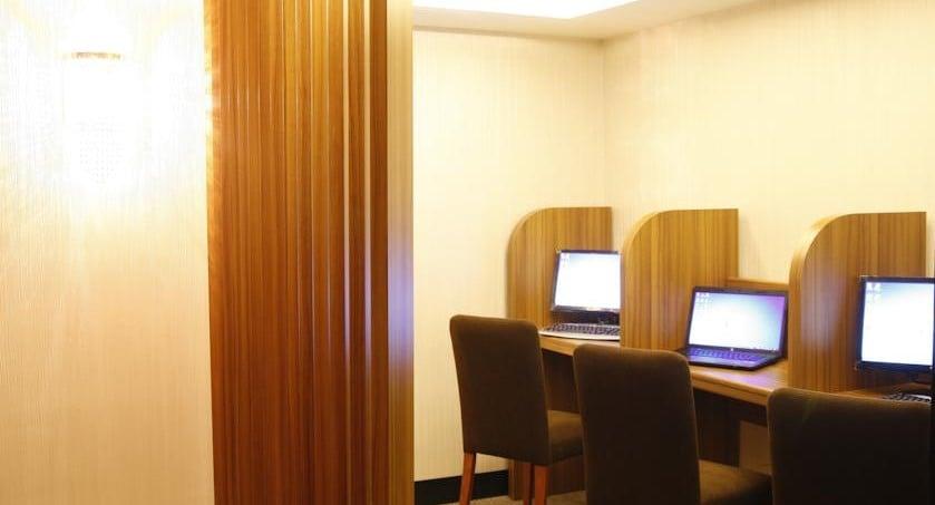 Bent Hotel — 9