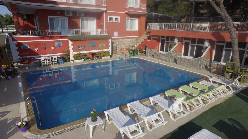Ayvalık Tunç Otel — 8