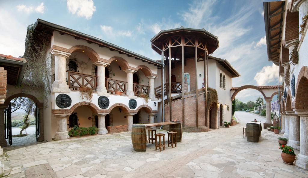 Vinifera Hotel Yedi Bilgeler Vineyards — 6