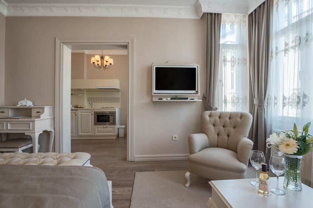 Louis Appartements Galata — 10