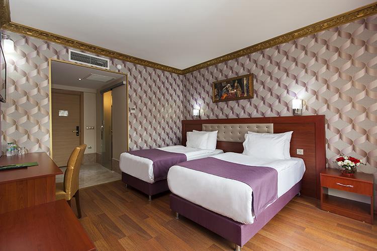 Alrazi Hotel — 3