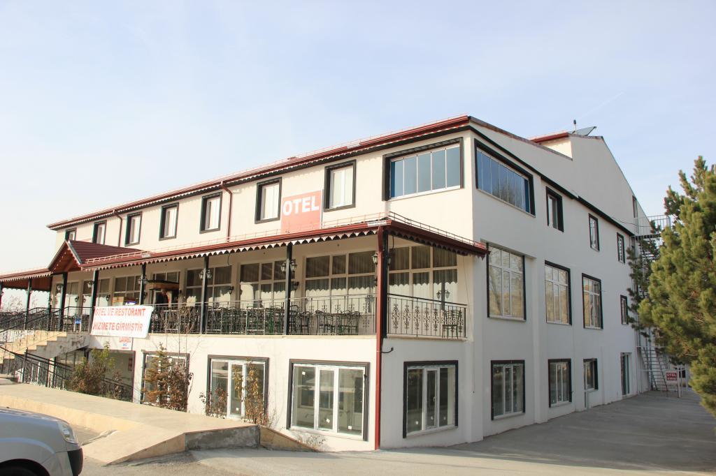 Pars Hotel — 1