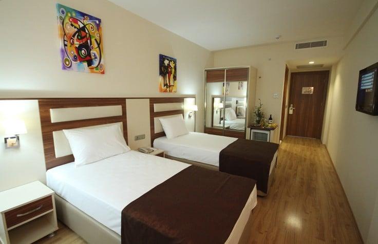 Palm City Hotel Turgutlu — 10