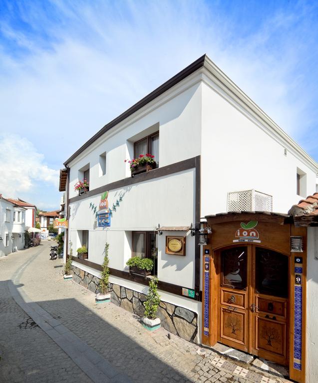 İon Slow City-Adult only +12 — 6