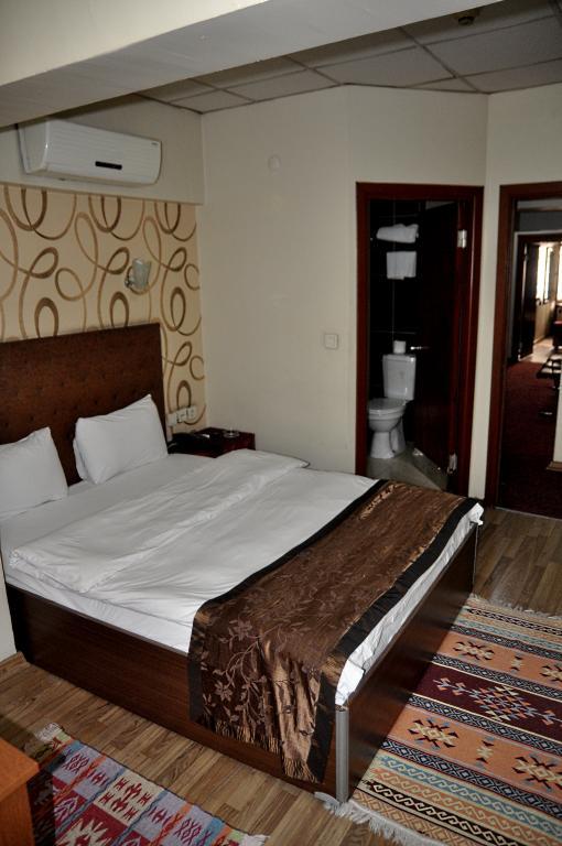 Garden Park Hotel — 8