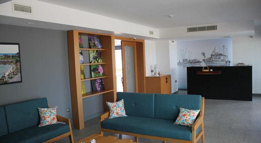 Port Marina Otel — 9