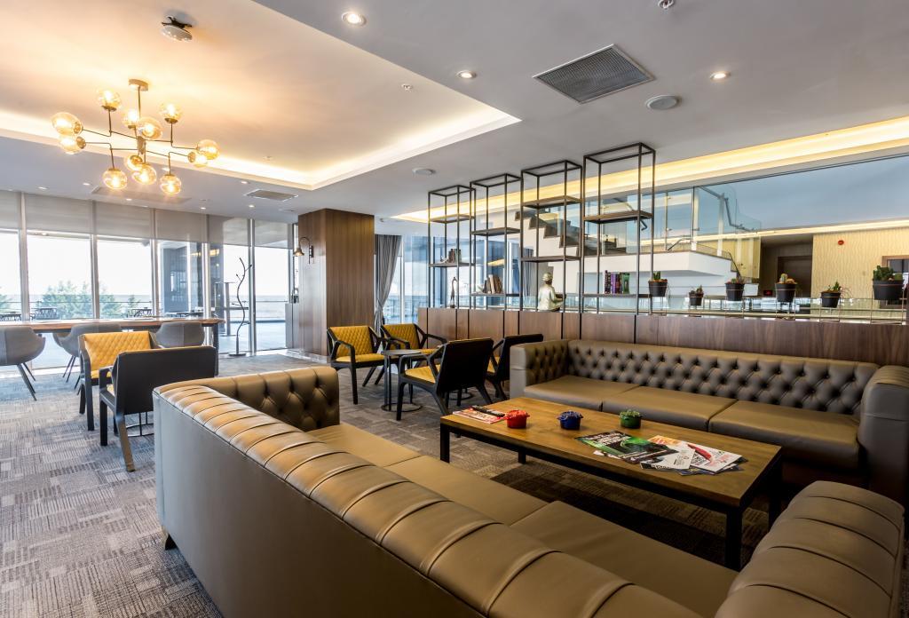 Willmont Hotel — 10
