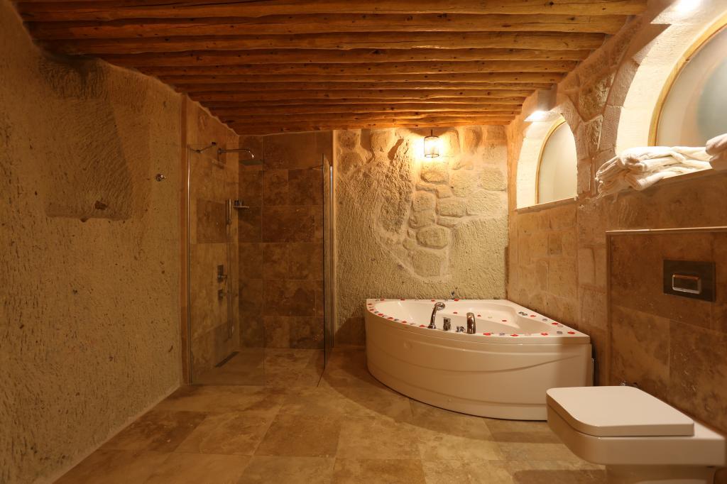 Mahzen Cave Hotel — 2