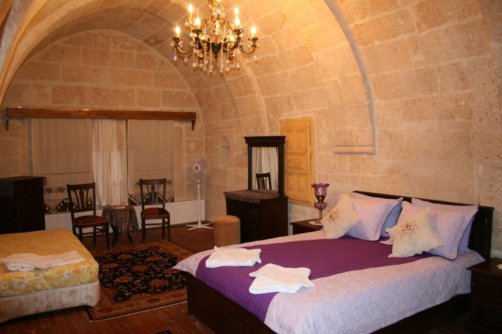 Upper Greek House — 8