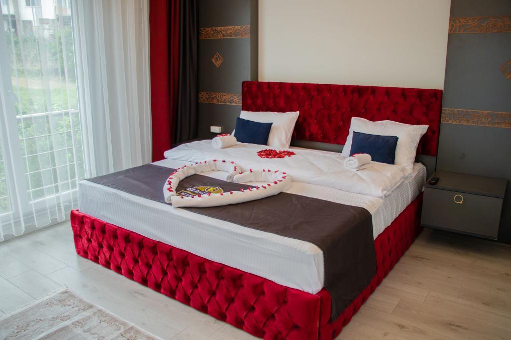 Elegant Blue Suites — 3