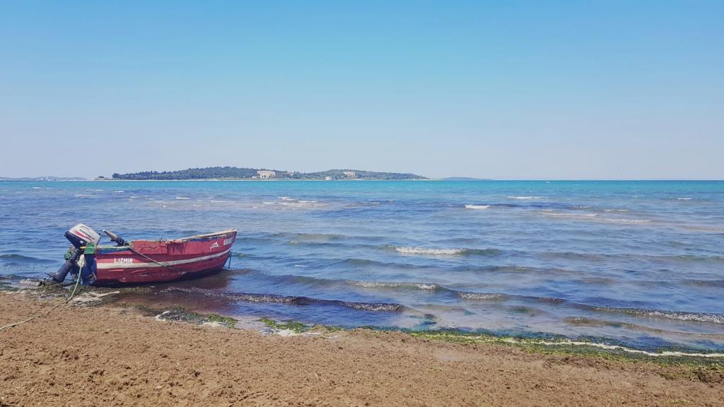 Lal s Otel Urla — 8