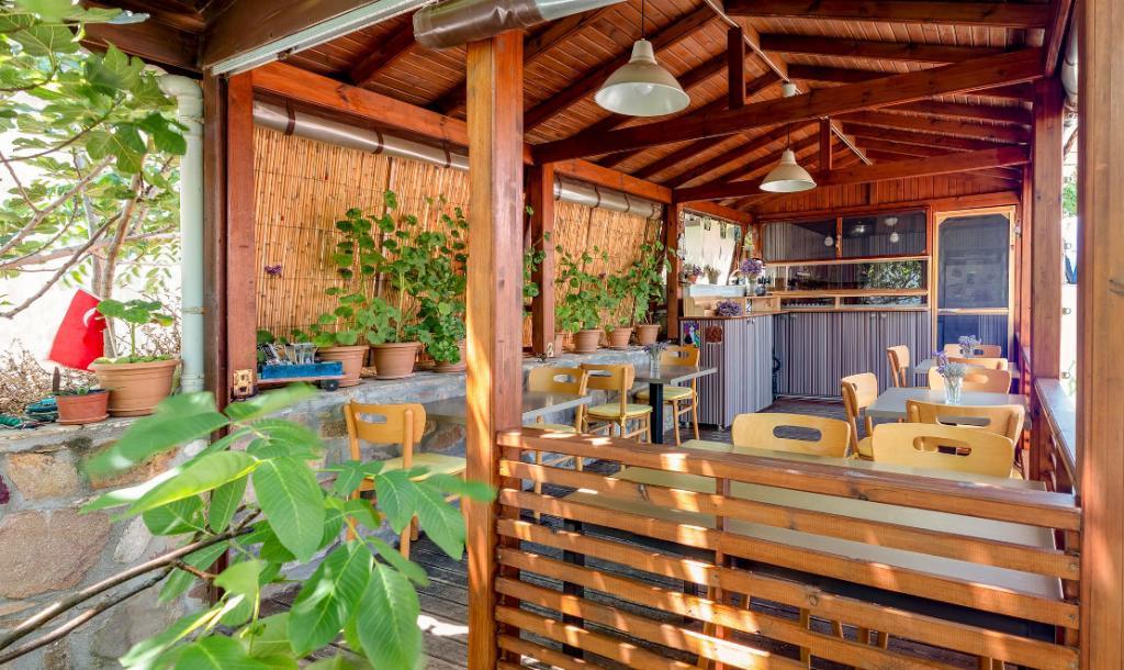 Adabahçe Bozcaada — 4