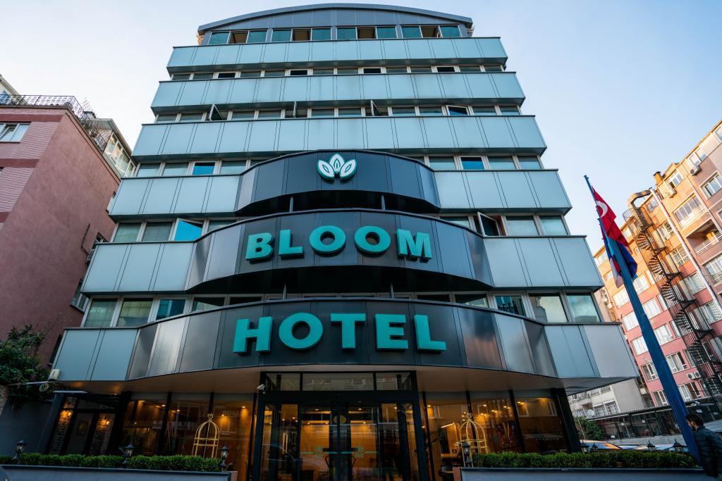 Bloom Hotel — 1