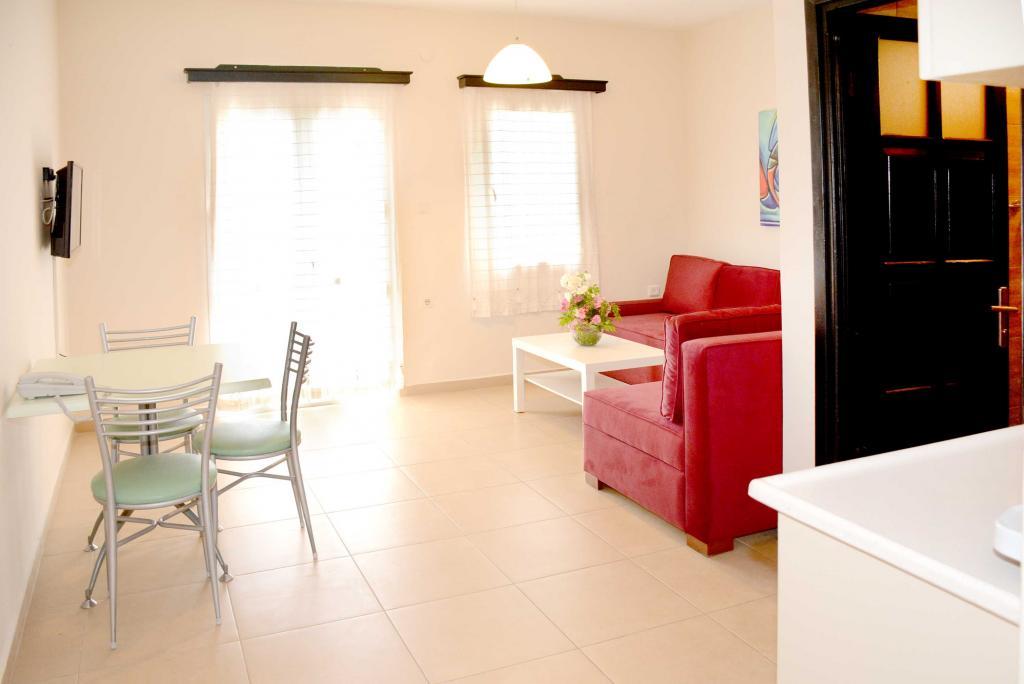 Maison 48 Apart — 8