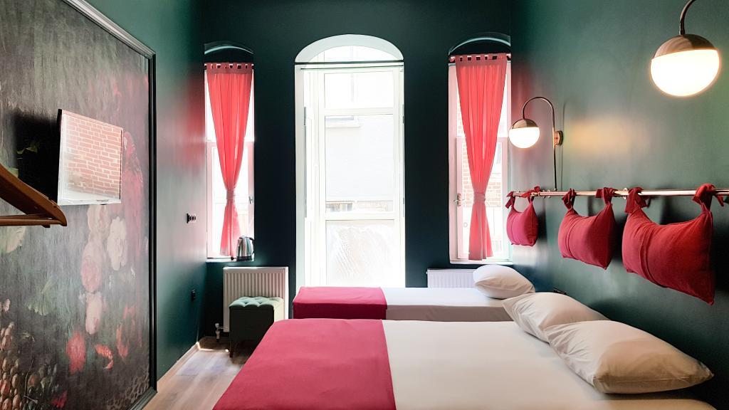 Casa Rosa Suites — 4