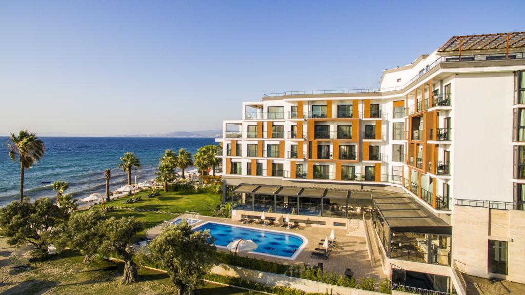 Maia Luxury Beach Hotel & SPA — 5