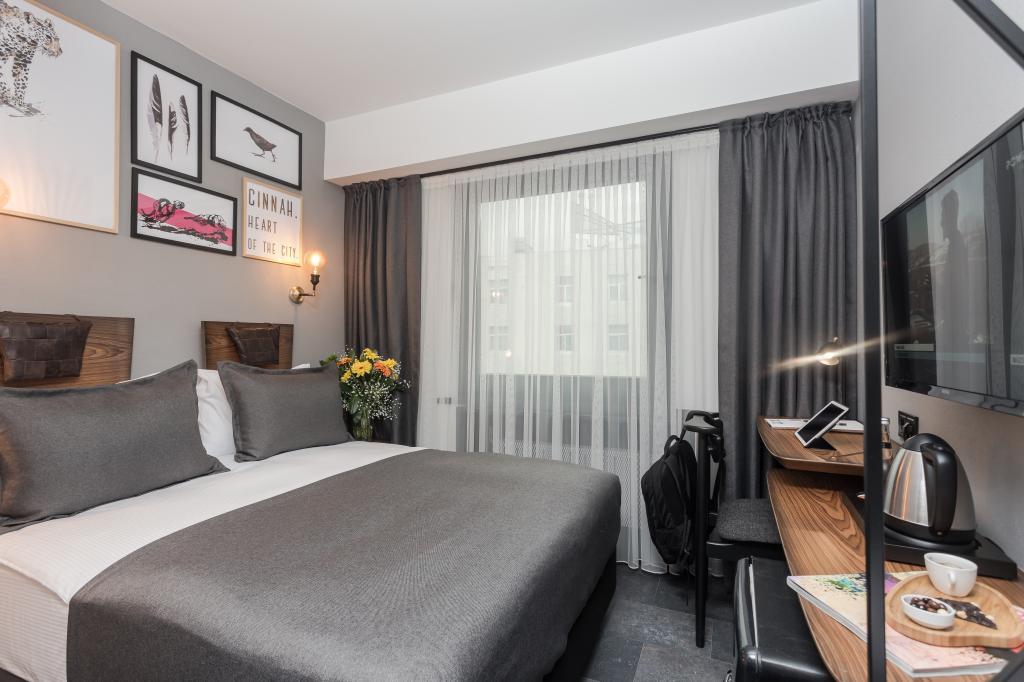 Hotel Cinnah — 10