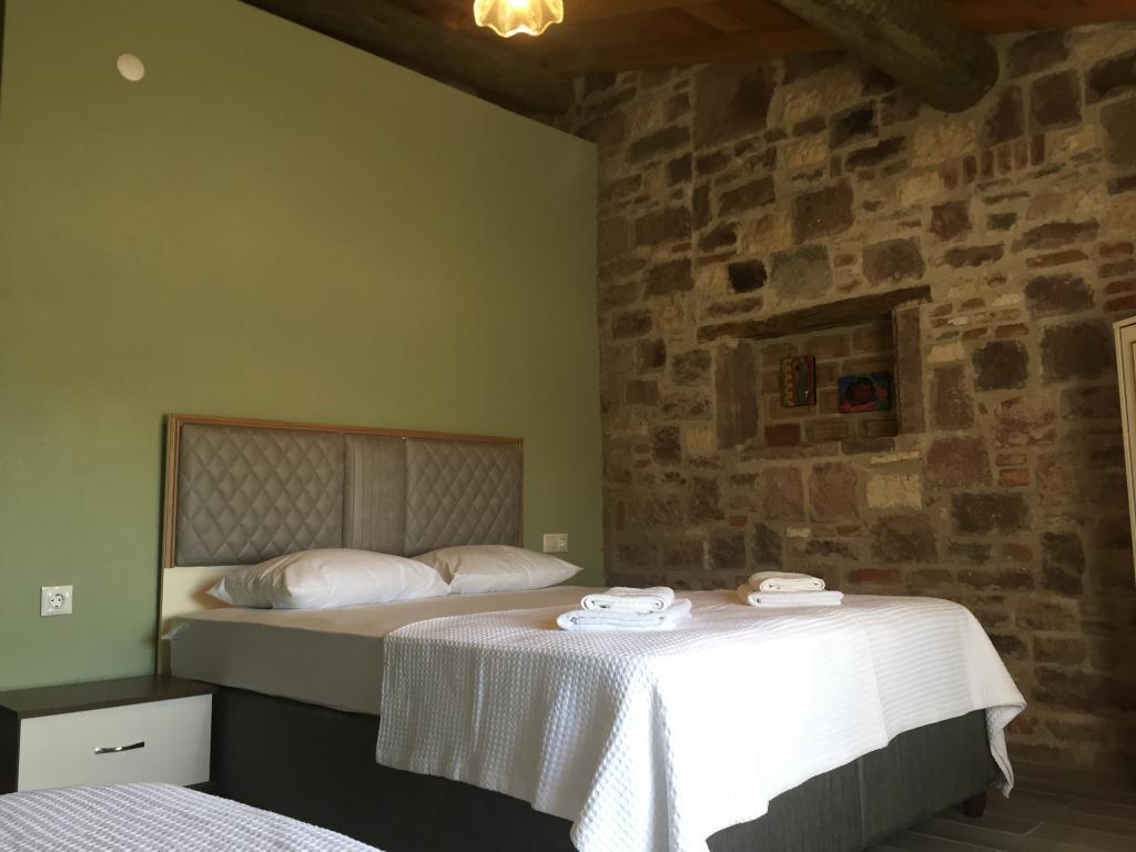 Hayat Altı Otel +6 — 10