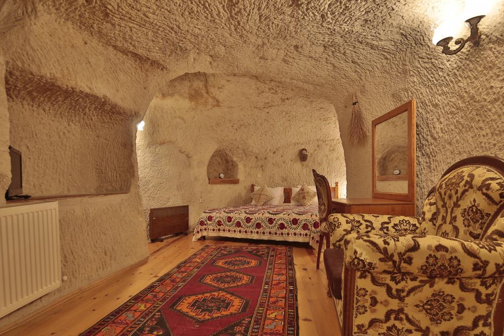 Amber Cave Suites — 2
